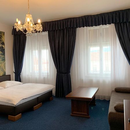 Hotel Ruzek Hranice  Ngoại thất bức ảnh