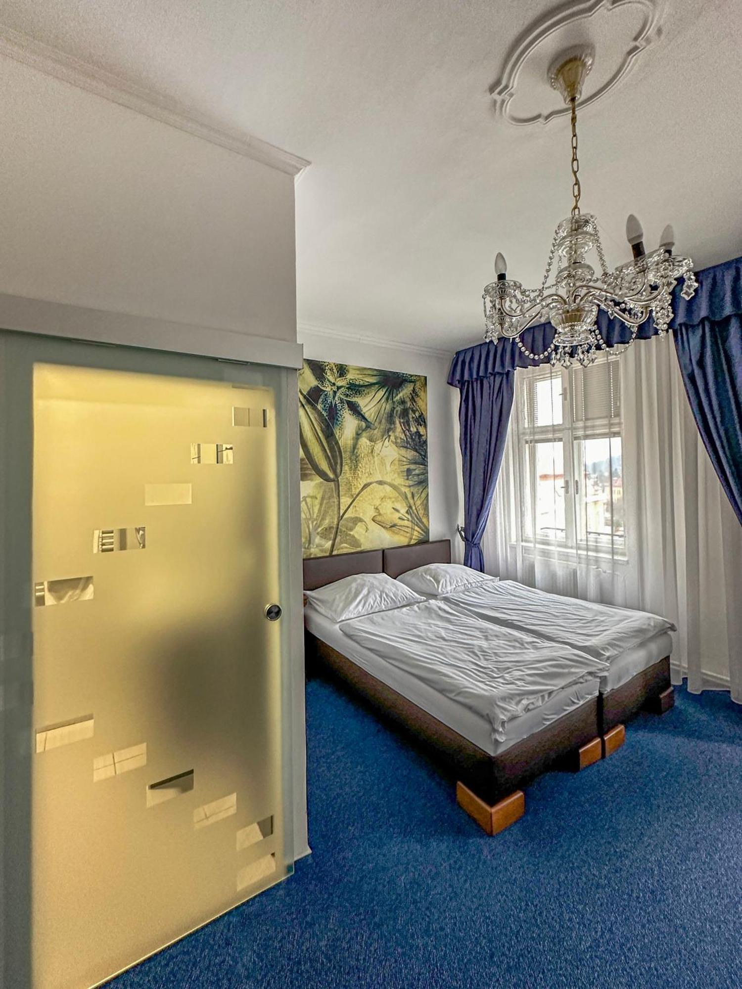 Hotel Ruzek Hranice  Ngoại thất bức ảnh