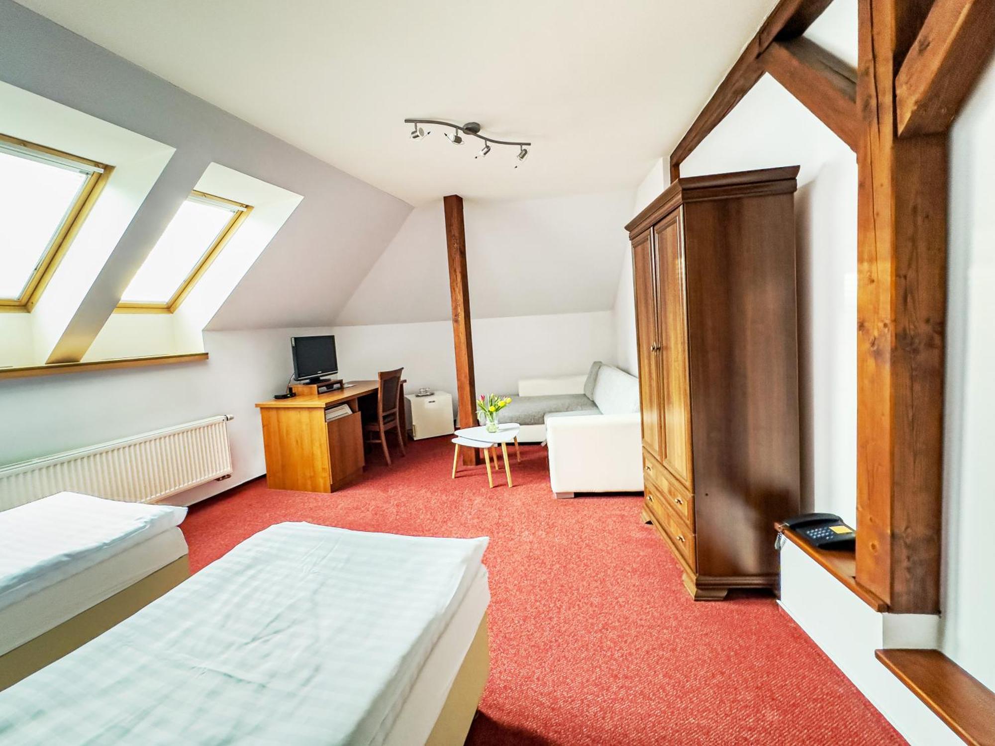 Hotel Ruzek Hranice  Ngoại thất bức ảnh