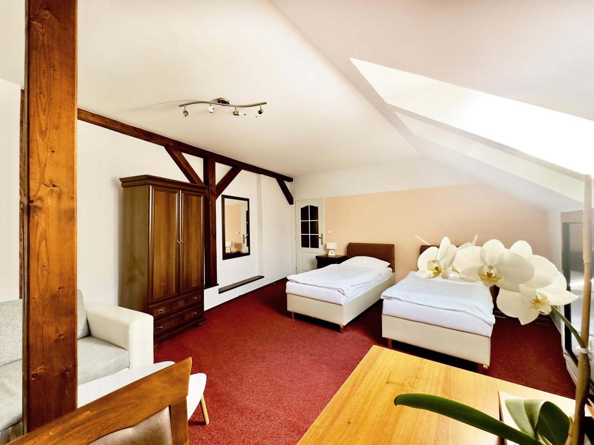 Hotel Ruzek Hranice  Ngoại thất bức ảnh